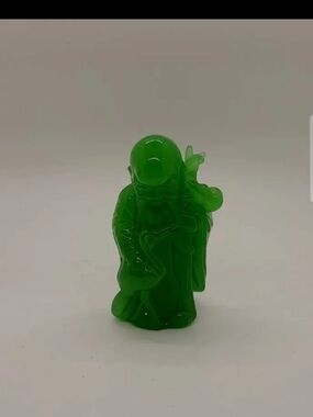 (4") Antique Oriental Carved Noble Man Resin Jade Colored Statue